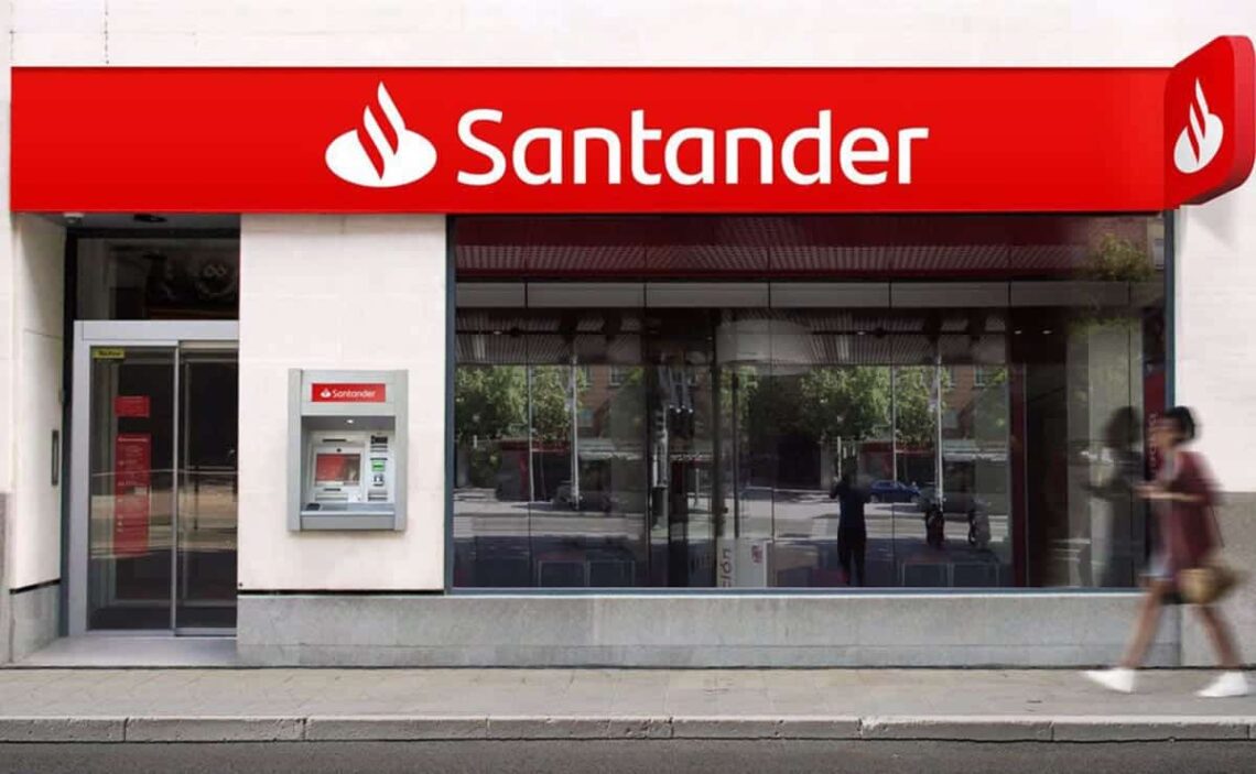 Hipoteca Inversa de Banco Santander./ Foto de Europa Press