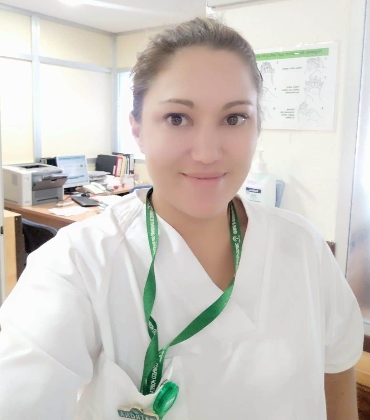 Bea, la enfermera que hace de intérprete a pacientes sordos con Covid-19