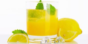 Beneficios jugo limón salud