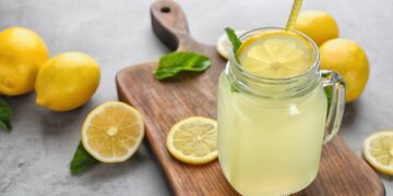 Beneficios salud jugo de limon