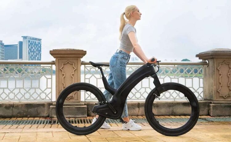 La bicicleta eléctrica ya está disponible en España