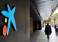 Denuncia a la tarjeta híbrida de CaixaBank./ Foto de CaixaBank