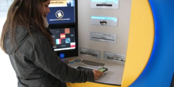 Cajero automático de CaixaBank
