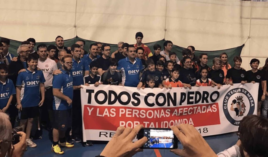 Homenaje del CTM DKV JEREZ a Pedro Fernández por su lucha incansable por la Talidomida.