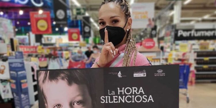 Carrefour lanza 'La Hora Silenciosa' a favor de las personas con autismo