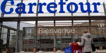 Carrefour echa un pulso a Media Markt con un robot de cocina en rebajas: 50% de descuento