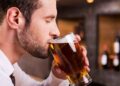 Este es el riesgo de tomar cerveza para los triglicéridos