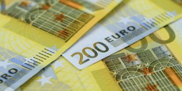 Cheque 200 euros de la Agencia Tributaria./ Foto de Canva