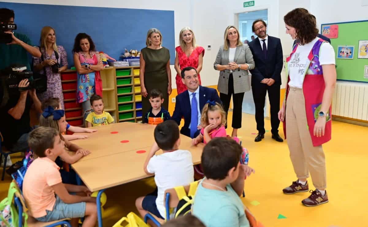 Andalucía aprueba un cheque escolar de 100 euros./ Foto de la Junta de Andalucía