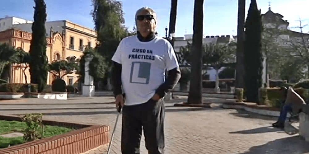 Javier, un ciego en prácticas por Jerez.