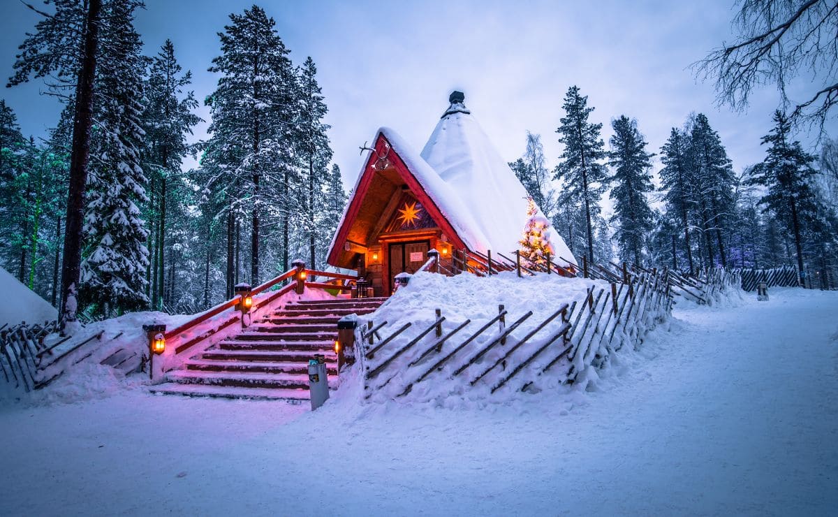 Coge un vuelo a Rovaniemi y disfruta de la ciudad más navideña de Europa