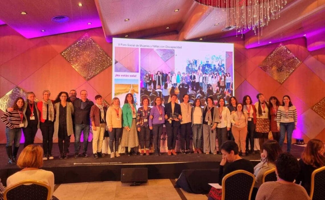 CERMI premia a Concepción Díaz Robledo por su compromiso con la igualdad e inclusión de las mujeres y niñas con discapacidad