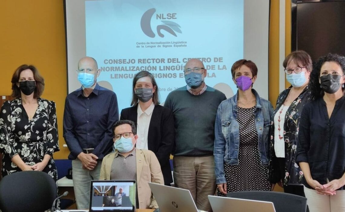 Consejo Rector del Centro de Normalización Lingüística de la Lengua de Signos Española