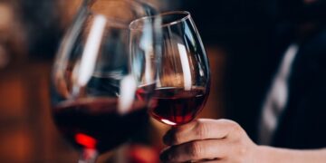 Contraindicaciones de beber en exceso vino tinto alcohol