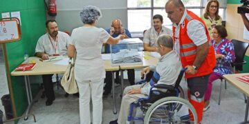 Cruz Roja acompañará a votar a personas con problemas de movilidad