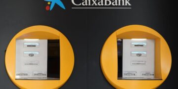 Cuenta nómina de CaixaBank./ Licencia Adobe Stock