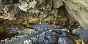 Cueva de las Ventanas Piñar