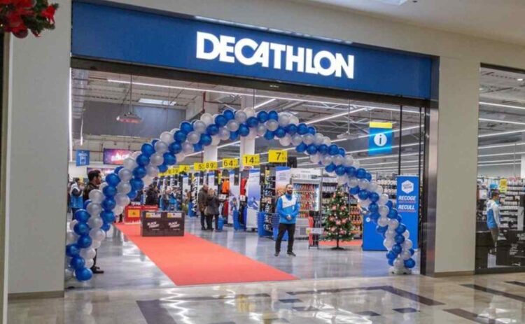 Decathlon arrasa con el abrigo de plumas para mujer más vendido para combatir el frío