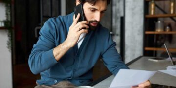 Hacer la Declaración de la Renta por teléfono