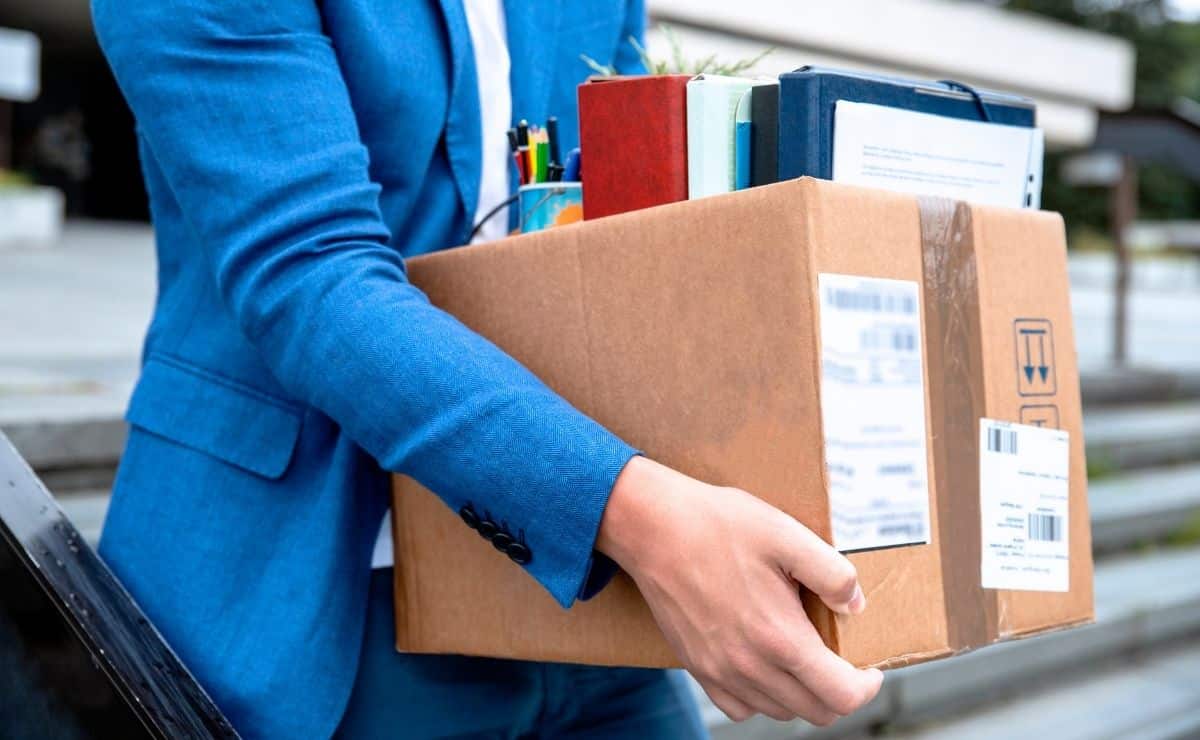 Trabajador encuentra nuevo empleo