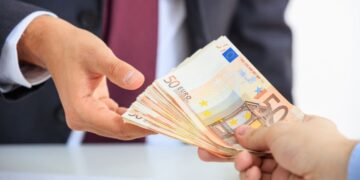 Devolución de dinero por la Declaración del IRPF Hacienda