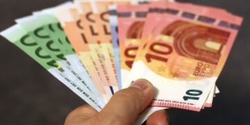 Desempleo, SEPE, dinero en efectivo, euros