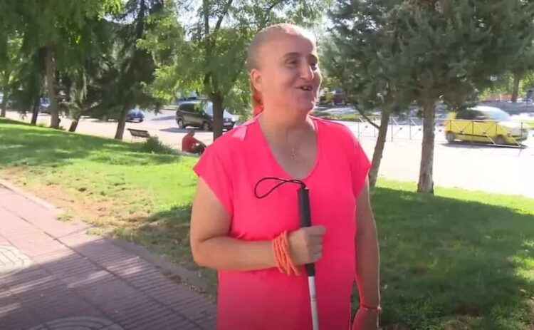 Encarni, la mujer con discapacidad visual que busca voluntario que le acompañe a correr