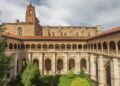 Fachada interior del convento donde se ubica el Parador de León