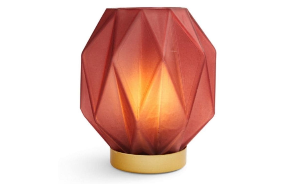 Esta lámpara de Primark tiene un diseño muy elegante