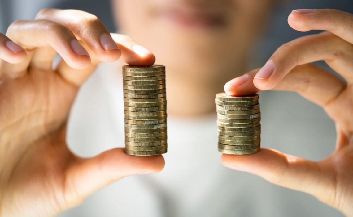 Euro - Moneda dominicana parecida al euro. Canva