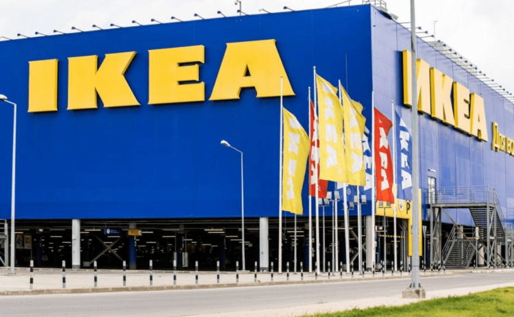 Exterior de tienda Ikea