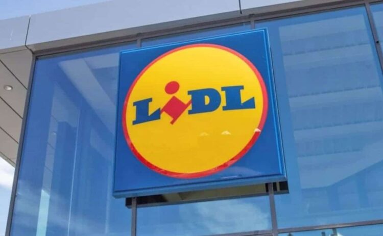 Exterior de una tienda Lidl