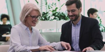 Firma hipoteca banco mayores 50 años