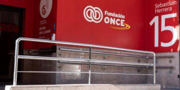 Entrada de la Fundación ONCE