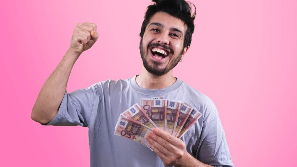 Monedas, monedas antiguas, dinero, euros