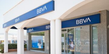 El banco BBVA tiene una promoción para nuevos clientes/ Licencia Adobe Stock