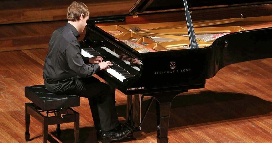 Ignasi Cambra en un concierto de piano
