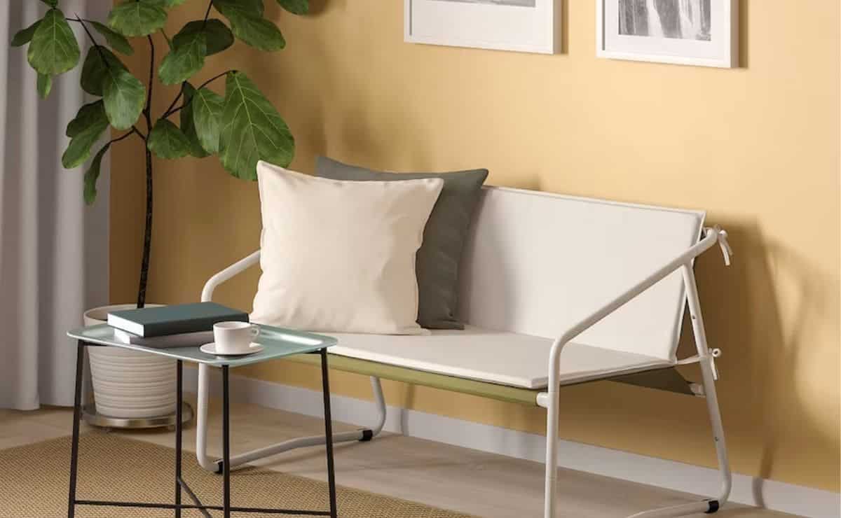 Aunque está pensado para exteriores, este sofá de Ikea también queda perfecta en el interior del hogar