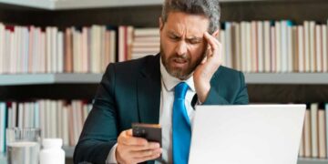 Baja laboral por incapacidad temporal./ Licencia Adobe Stock