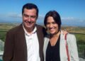 Juanma Moreno junto a Inmaculada Santisteban Serrano, nueva Directora de Discapacidad de la Junta de Andalucía