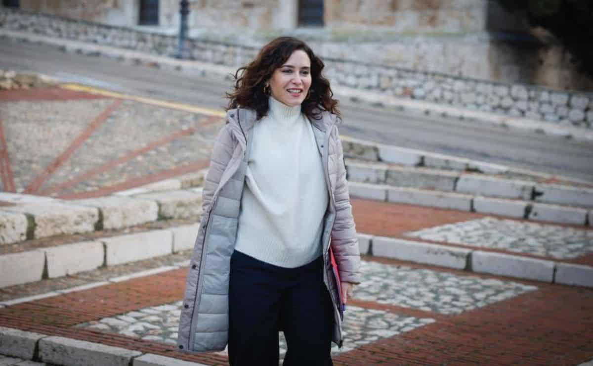 Ayuso cheque Comunidad de Madrid personas mayores