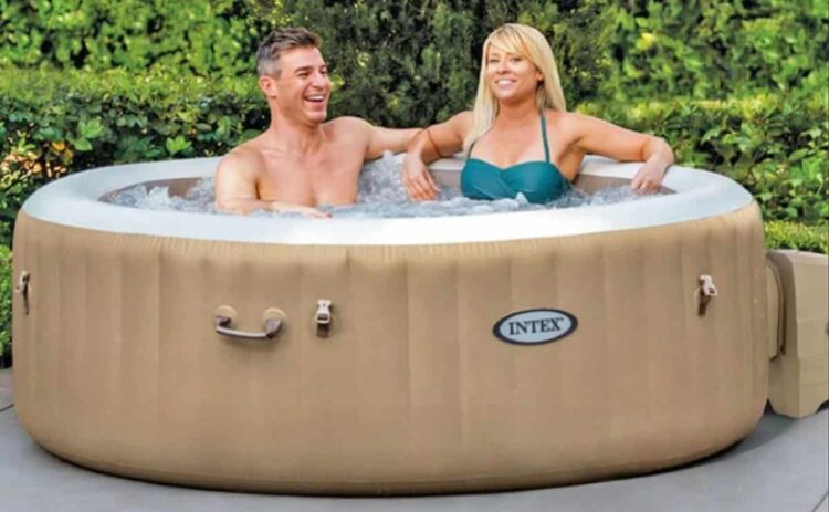 Jacuzzi hinchable de El Corte Inglés