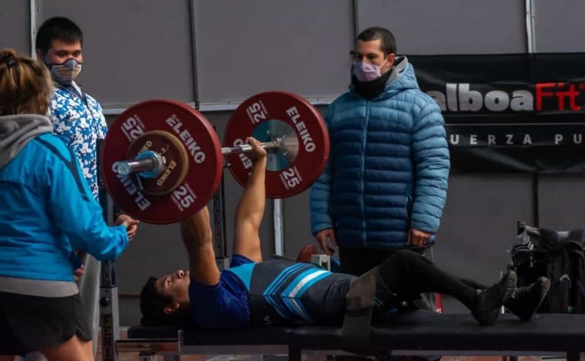 Jair Cortez, el deportista que participa en parapowerlifting
