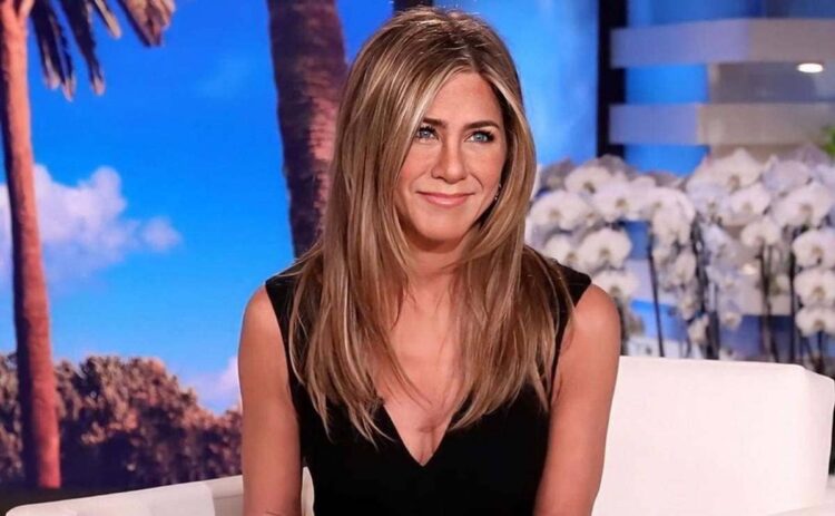 Jennifer Aniston truco abdomen