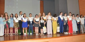 Jóvenes con discapacidad intelectual se gradúan por la Universidad de Jaén