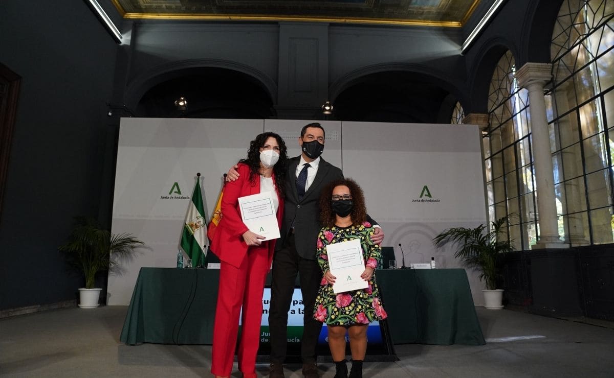 Juanma Moreno acuerdo discapacidad Andalucia CERMI