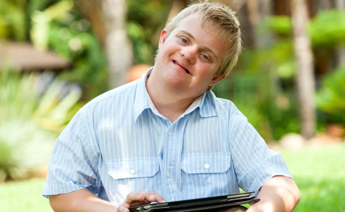 Jubilación de personas síndrome de Down./ Foto de Canva