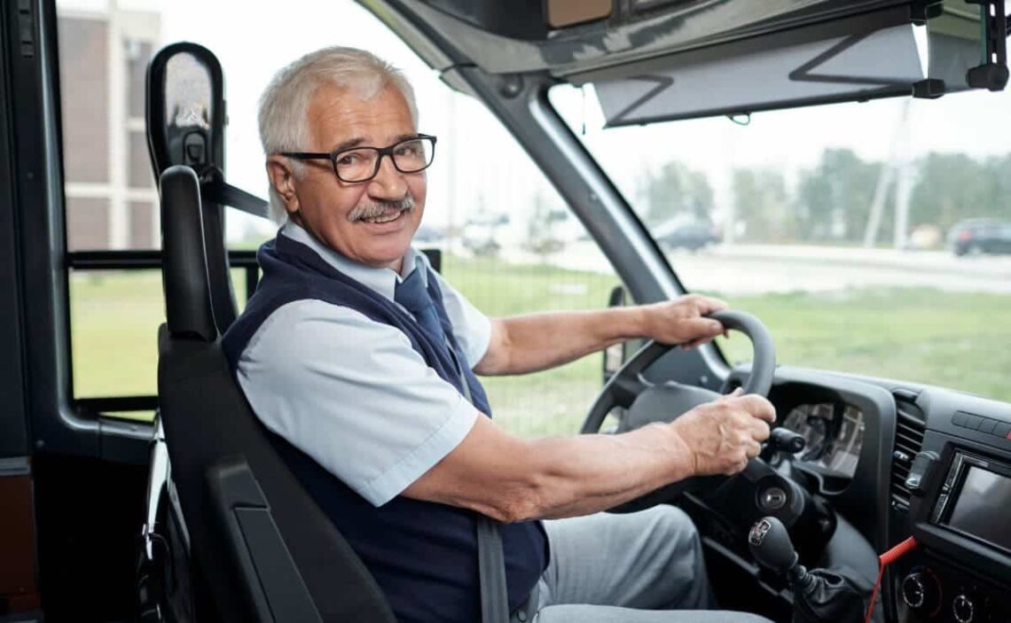Jubilación anticipada para conductores de autobuses./ Licencia Adobe Stock