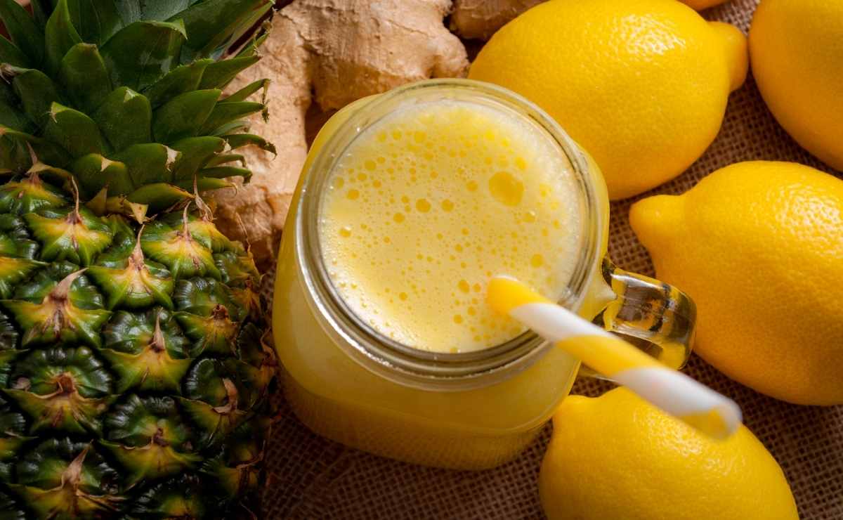 Jugo de limón y piña para bajar los triglicéridos