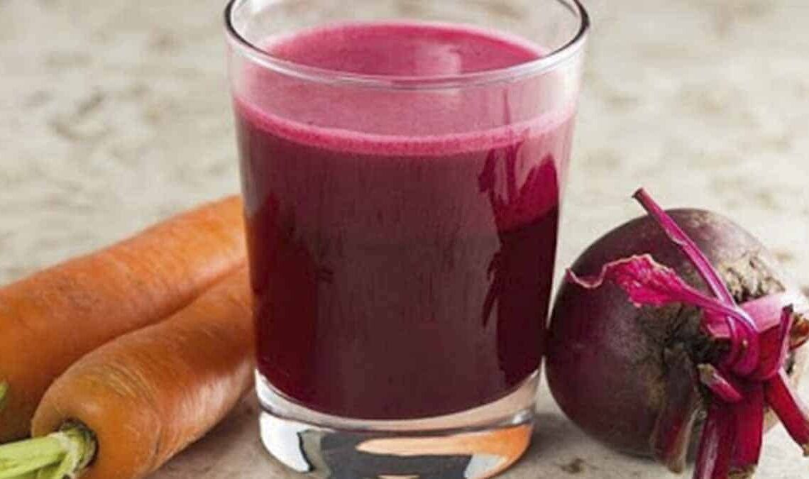 Jugo de manzana con betabel